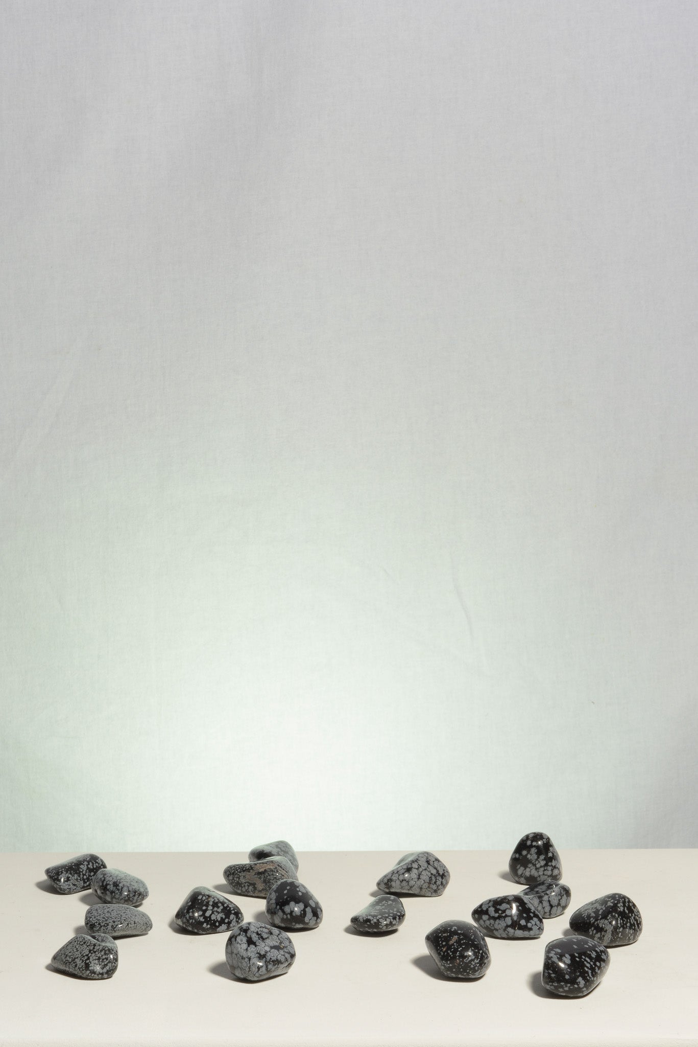 Schneeflocken Obsidian Trommelstein