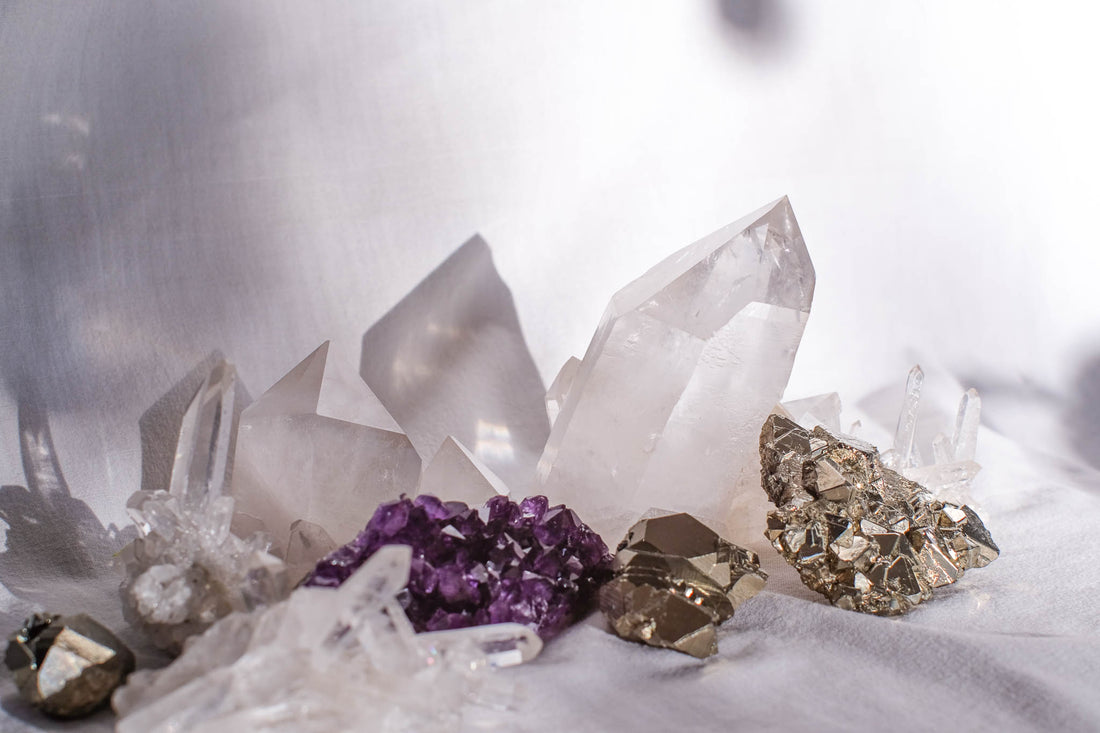 CRYSTAL GUIDE